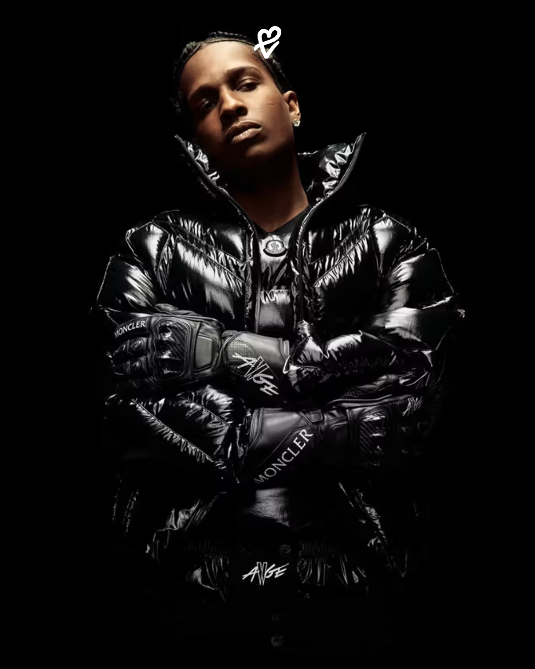 A\$AP Rocky ve Moncler Genius işbirliğiyle hazırlanan AWGE koleksiyonundan sokak stilini yansıtan bir parça