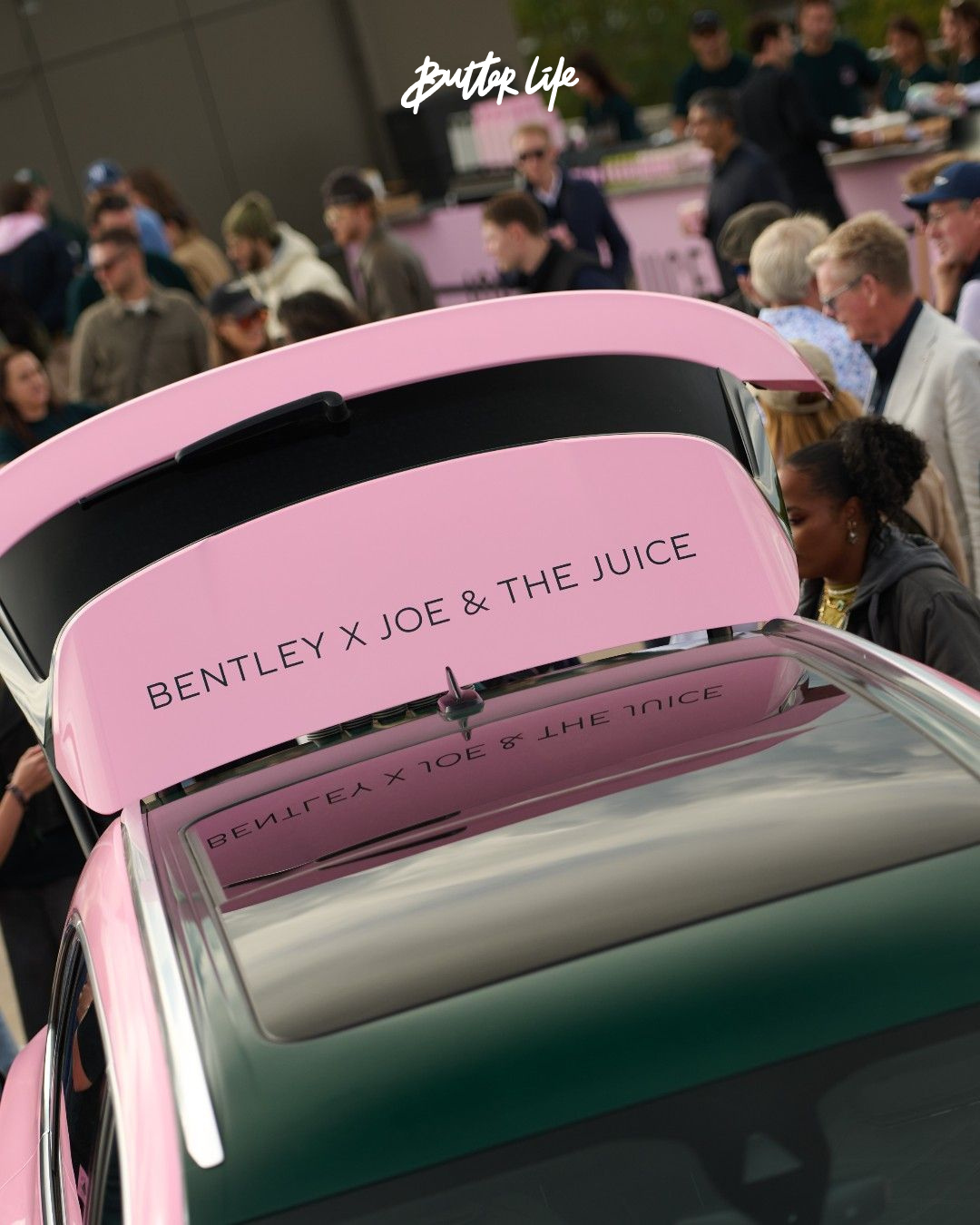 Bentley Bentayga içinde yer alan özel espresso modülü ve Joe & The Juice iş birliği