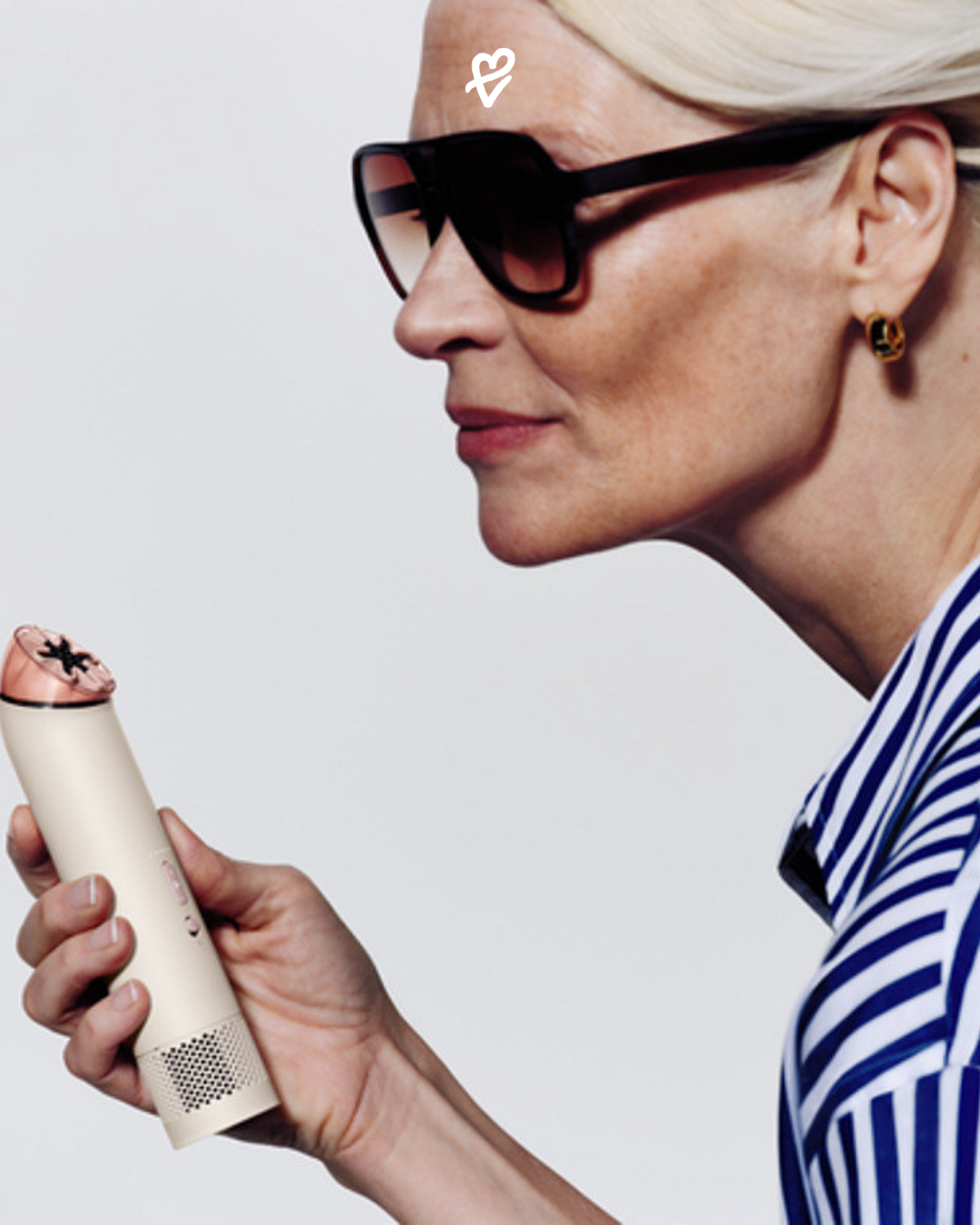 Dyson HushJet Mini Cool taşınabilir fanın modern ve kompakt tasarım detayı