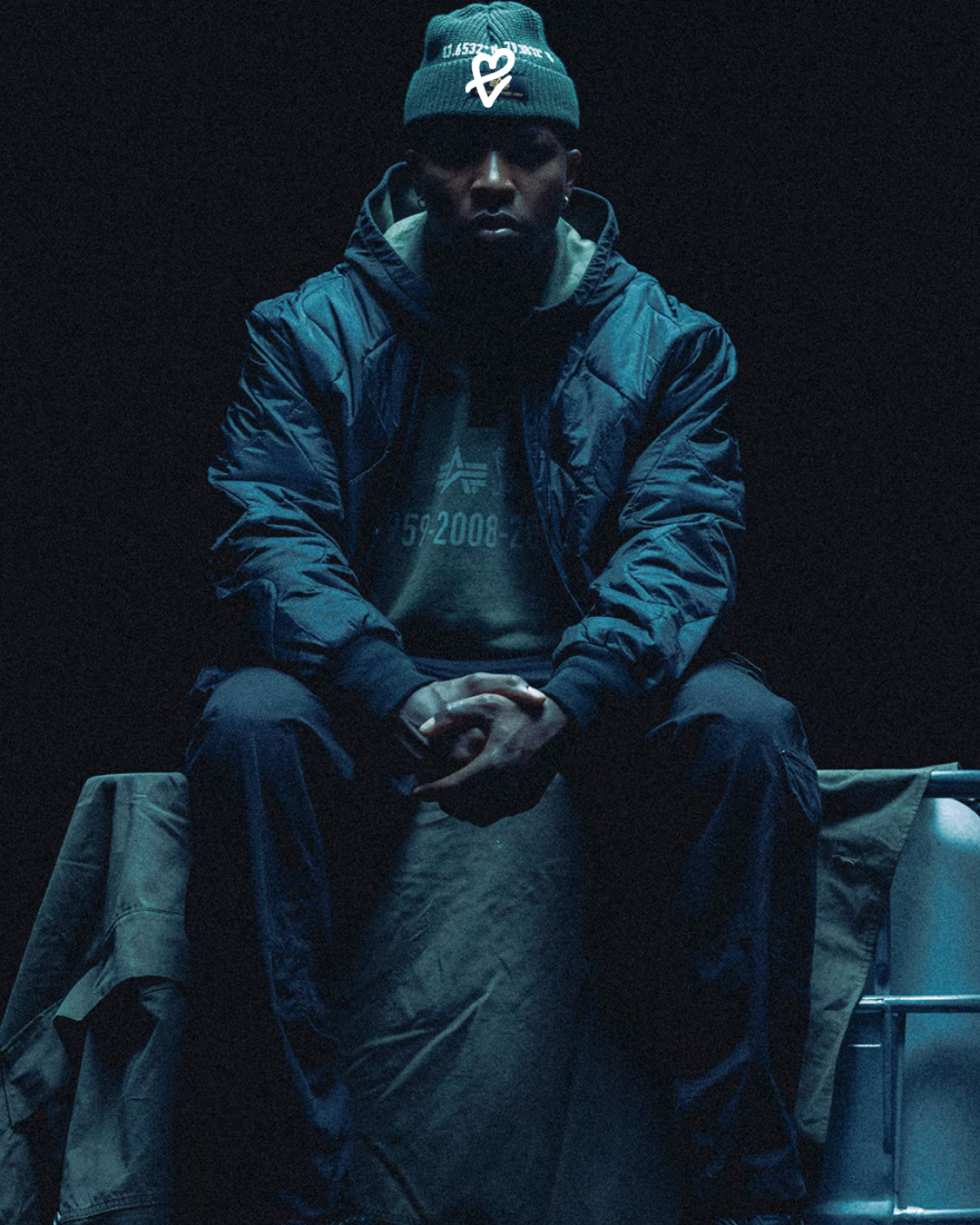 OVO x Alpha Industries FW25 koleksiyonundan teknik detaylı dış giyim parçaları