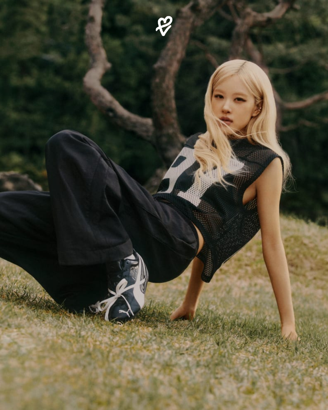 Rose x Puma iş birliğiyle yeniden tanıtılan Speedcat OG Ballet sneaker modeli