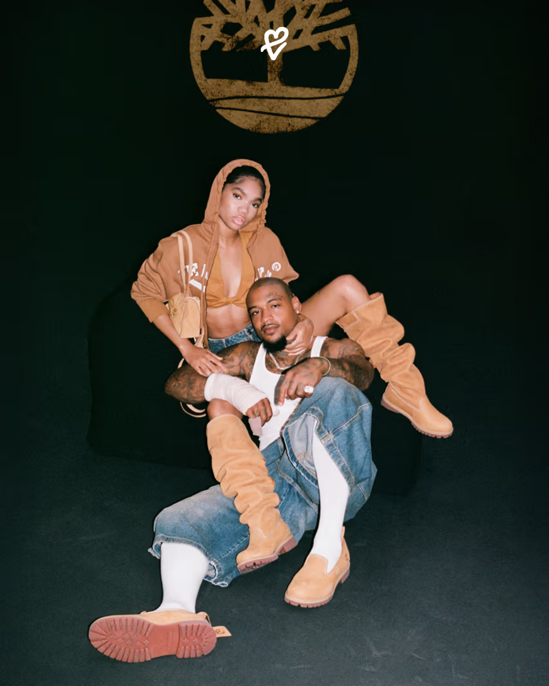 Telfar x Timberland koleksiyonundan modern tasarımlı bot ve giyim ürünleri