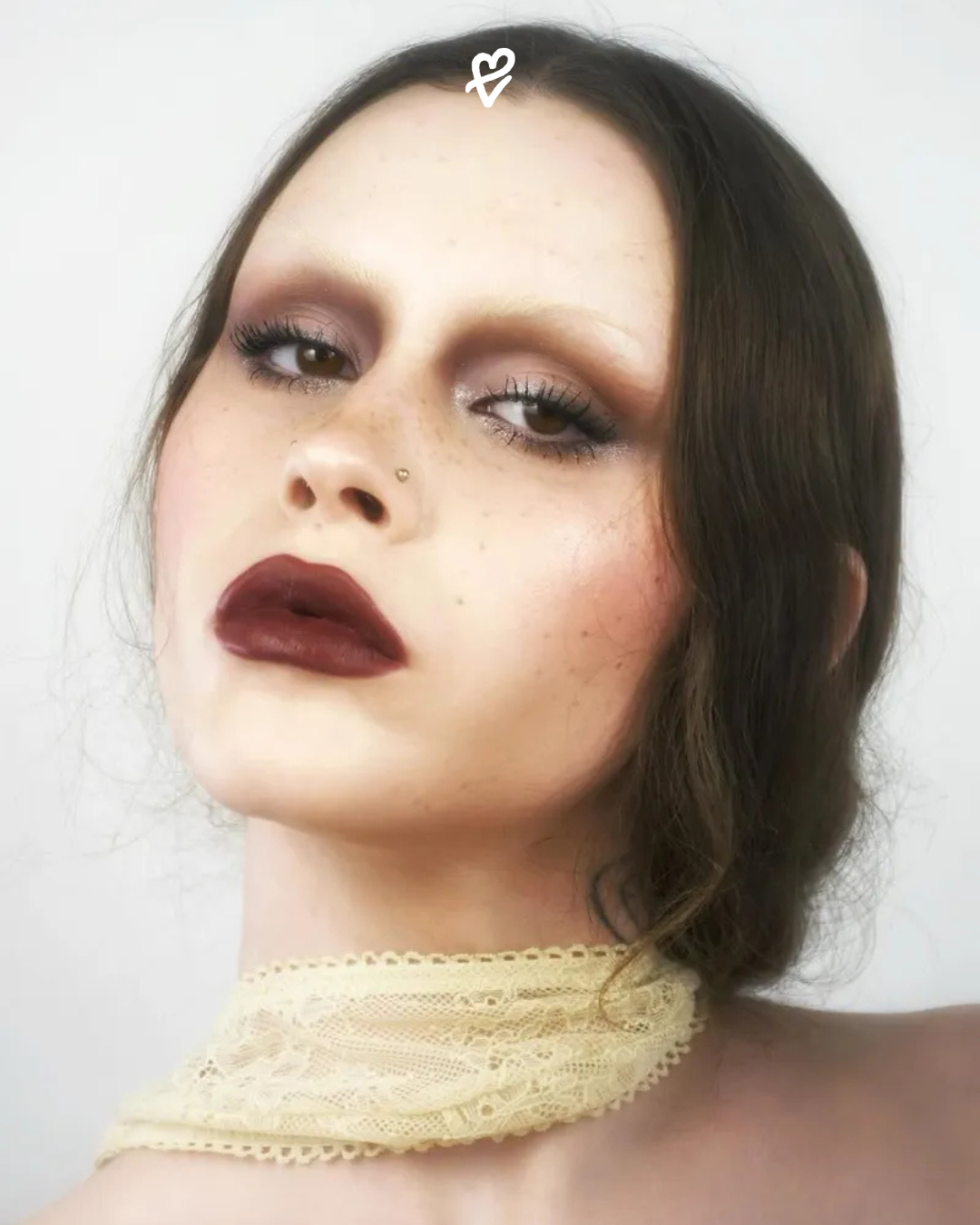 Vogue 15 Ağustos haftası güzellik görünümleri seçkisi